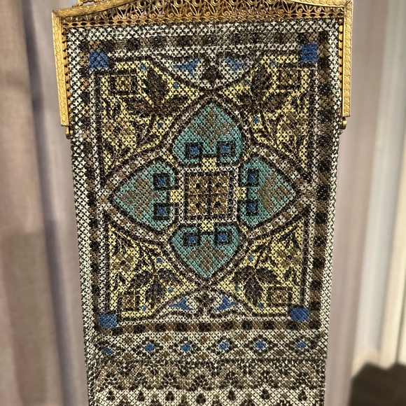 COPY - Ornate Beaded Evening Bag with Gold Frame - Picture 8 of 13